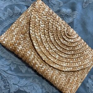NWOT Straw clutch Purse